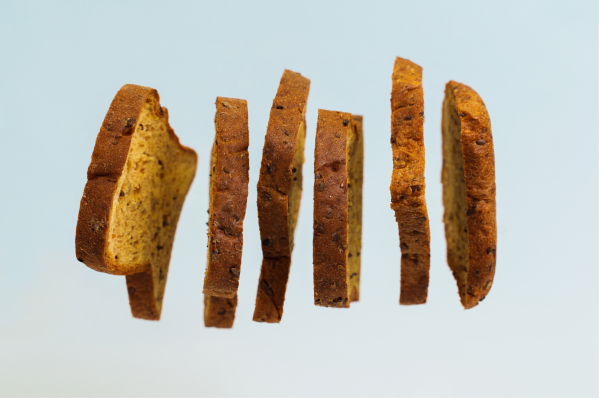 Pão de forma de cereais - alternativa saudável, baixa em hidratos, rica em proteína